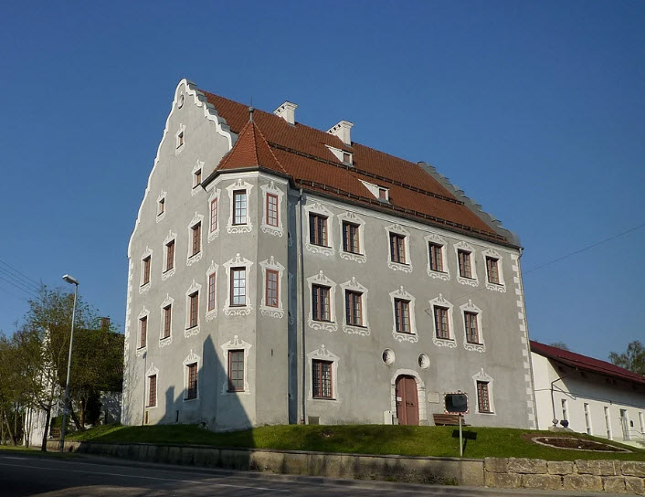 Ballmertshofen Castle, Germany